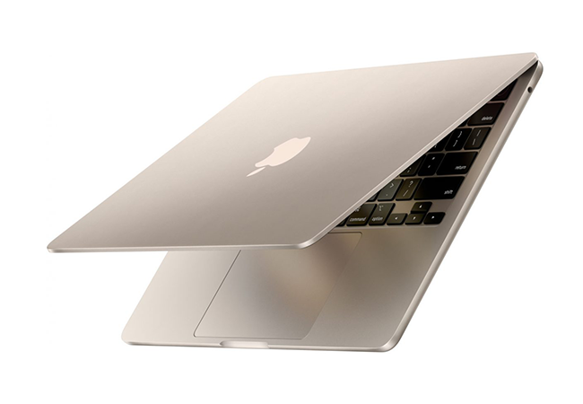 MacBook entre-ouvert