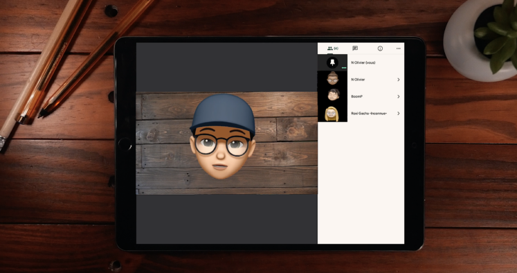 fenêtre ouverte sur un emoji d'un homme portant une casquette sur un iPad